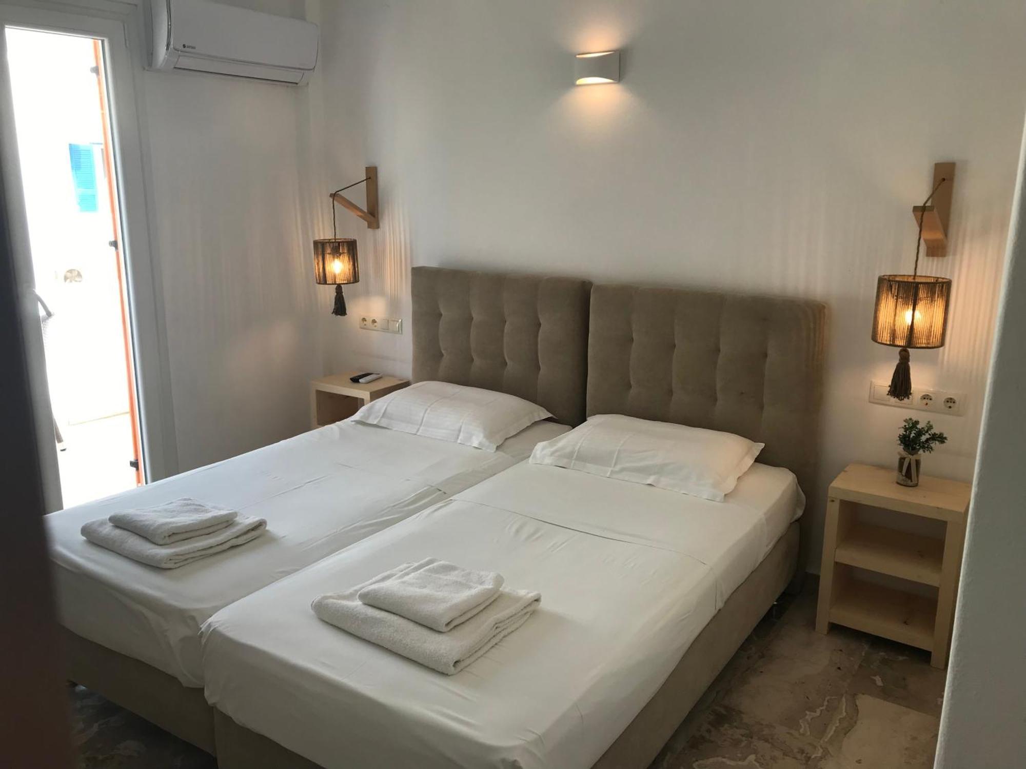 Vassiliki Rooms Parikia  Luaran gambar
