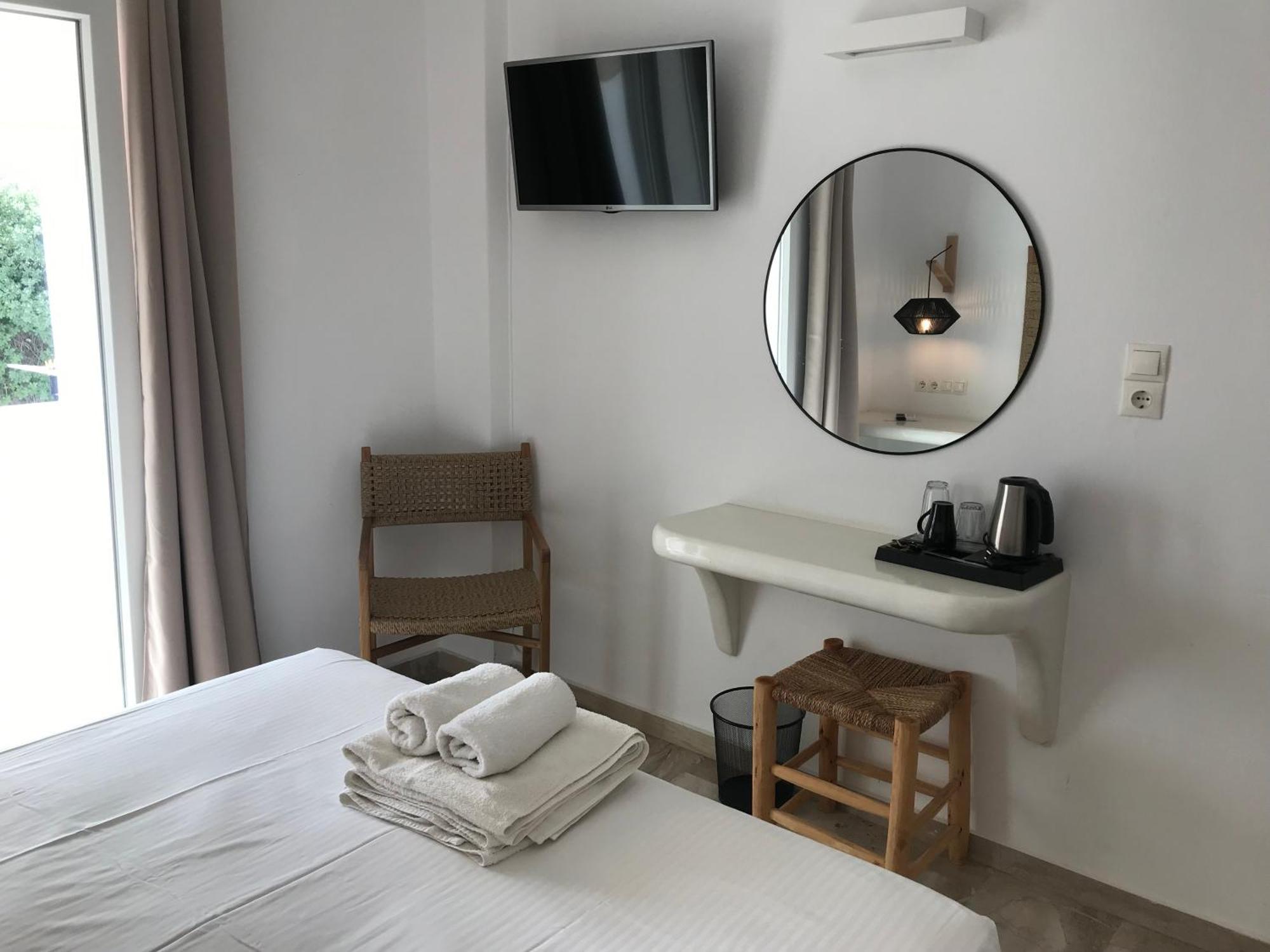 Vassiliki Rooms Parikia  Luaran gambar